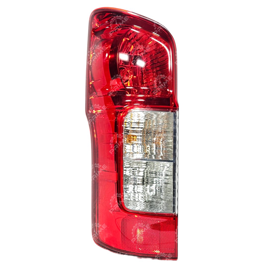 FOCO FAROL TRASERO IZQUIERDO NUEVO NISSAN NV350 2014 - 2019 - Prime Repuestos